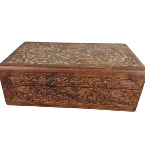 Vintage Hand Carved Floral Wood Jewelry Box Velvet or Felt Linen Lined Chest